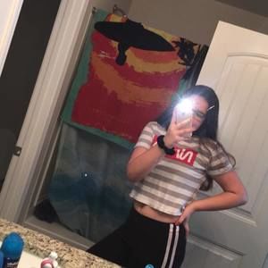 Meet your Posher, Holly